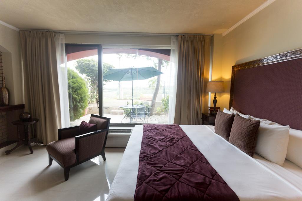 Altos De Fontana Hotel Managua Ruang foto