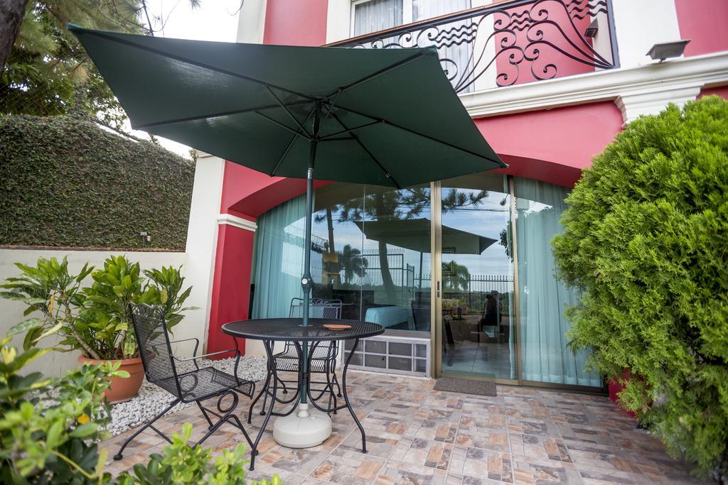 Altos De Fontana Hotel Managua Ruang foto