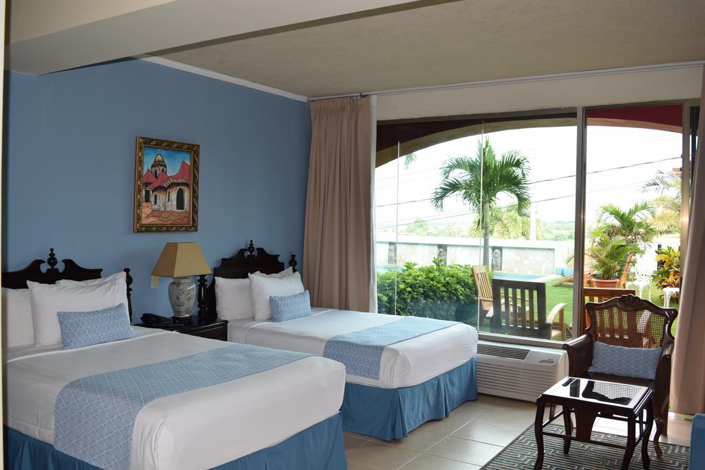 Altos De Fontana Hotel Managua Bagian luar foto