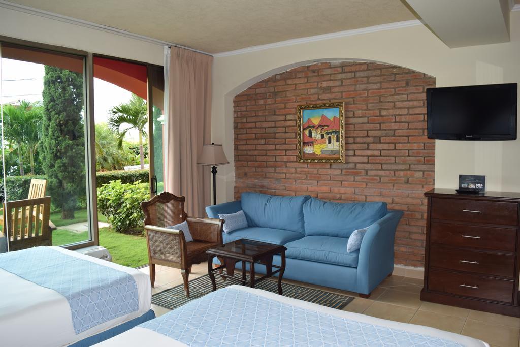 Altos De Fontana Hotel Managua Bagian luar foto