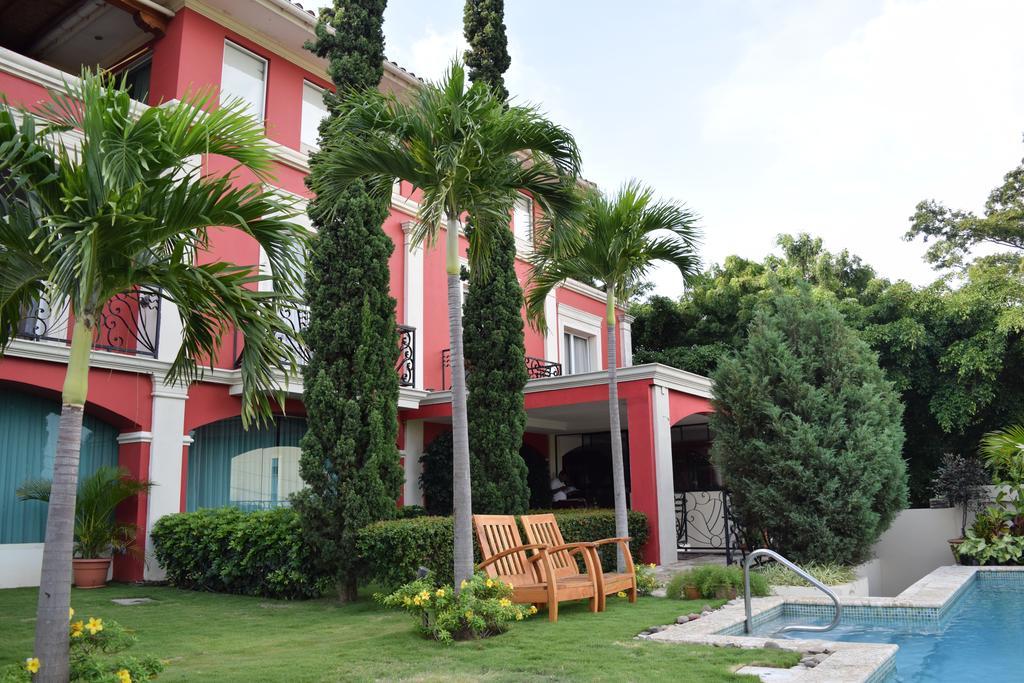 Altos De Fontana Hotel Managua Bagian luar foto