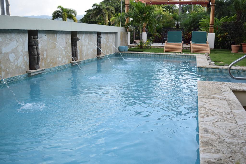 Altos De Fontana Hotel Managua Bagian luar foto
