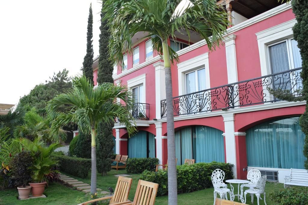 Altos De Fontana Hotel Managua Bagian luar foto