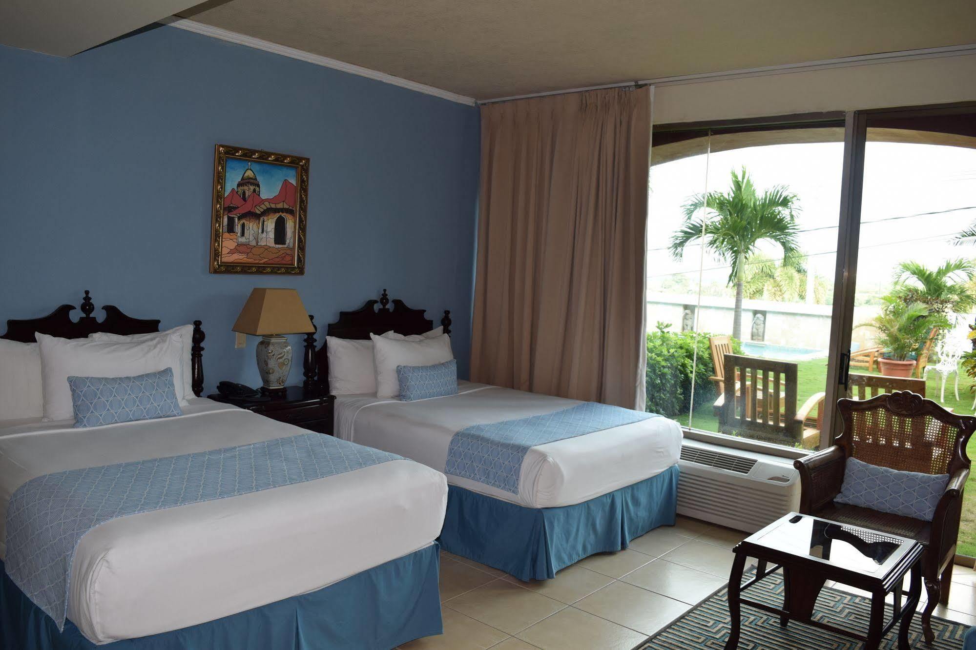 Altos De Fontana Hotel Managua Bagian luar foto