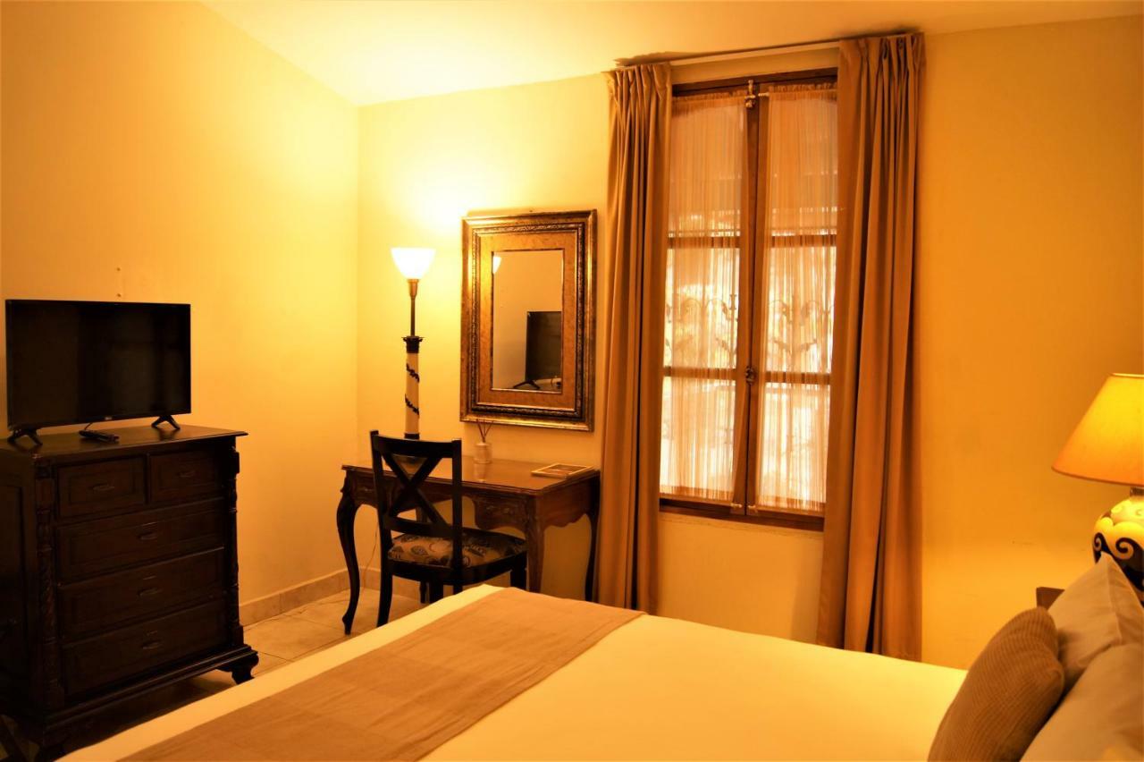 Altos De Fontana Hotel Managua Bagian luar foto